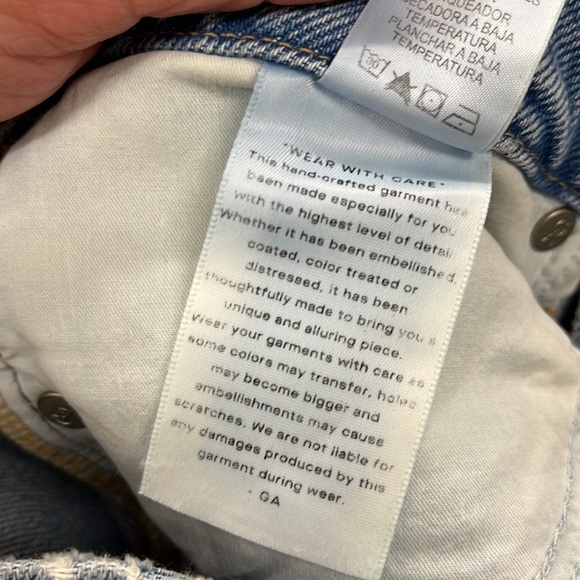 Good American Good Boy Distressed Jeans 2/26 - Picture 9 of 9